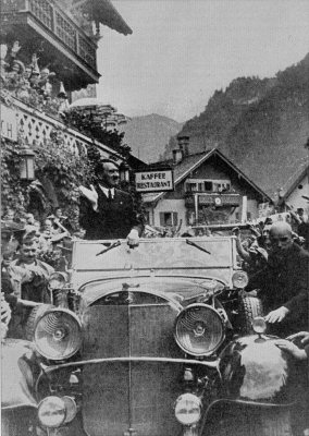 Adolf Hitler in Oberammergau 1939